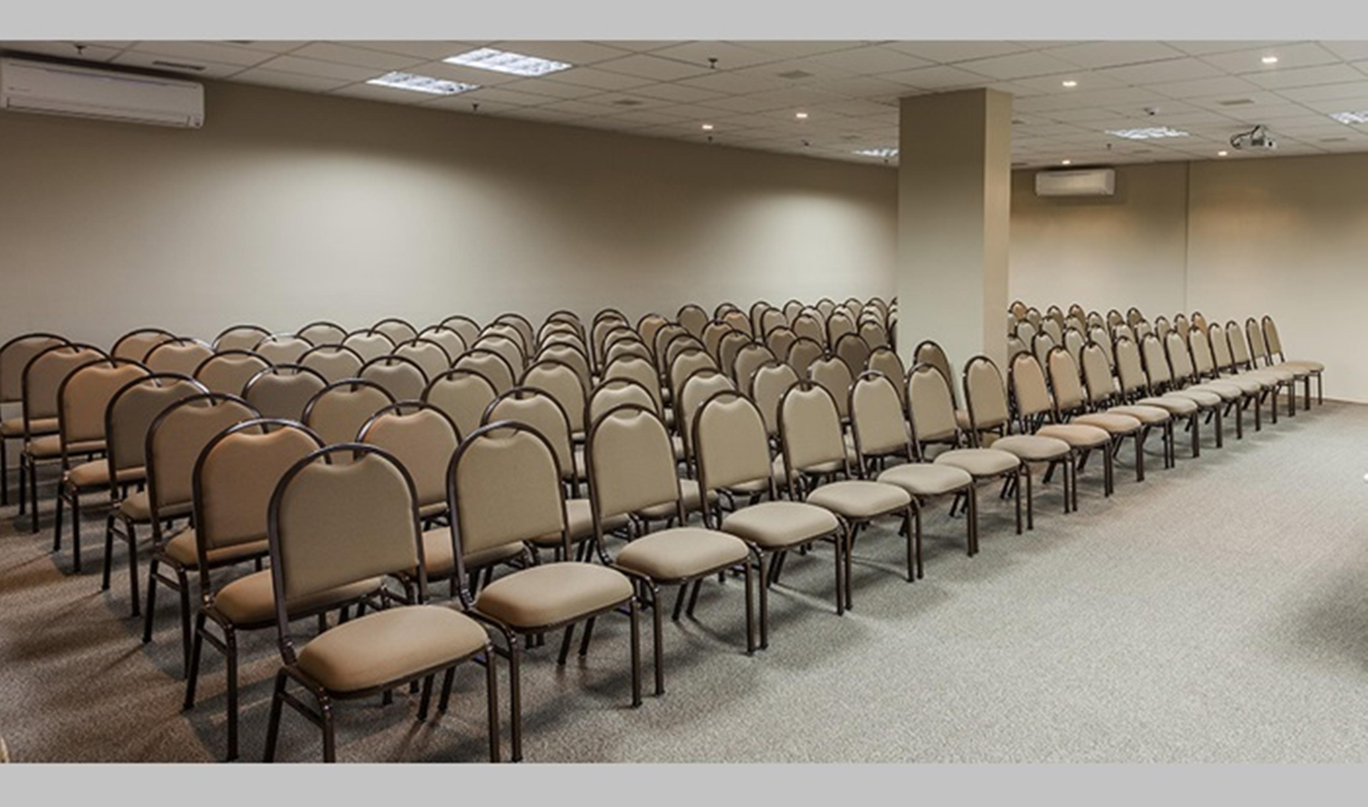 Jade Hotel Brasília Candangolandia Exteriér fotografie Banquet chairs
