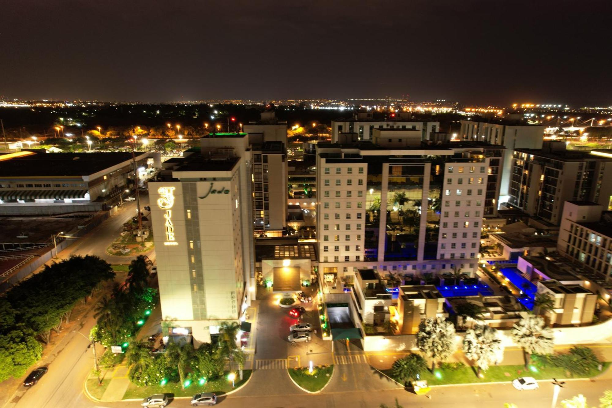 Jade Hotel Brasília Exteriér fotografie Residential neighborhood in the city