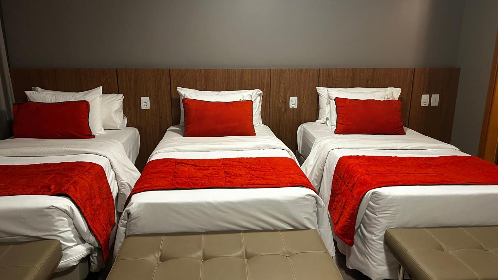 Jade Hotel Brasília Candangolandia Exteriér fotografie A room at the hotel